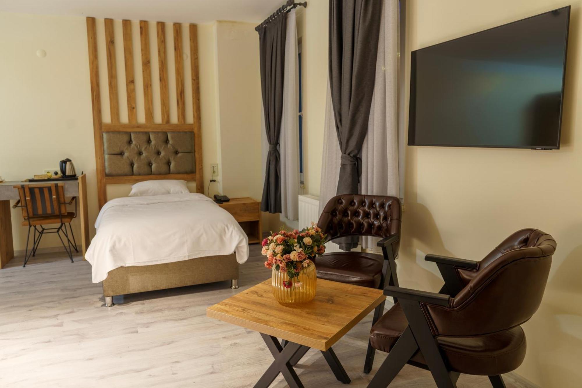 Grand 464 Otel Ριζούντα Εξωτερικό φωτογραφία